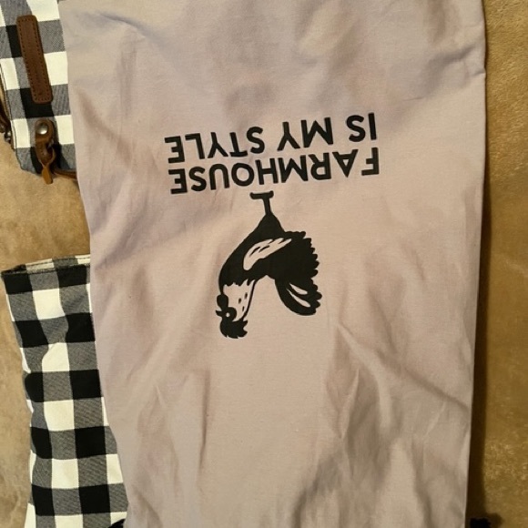 Checkered tote with leather trim including smaller bag - Picture 2 of 5